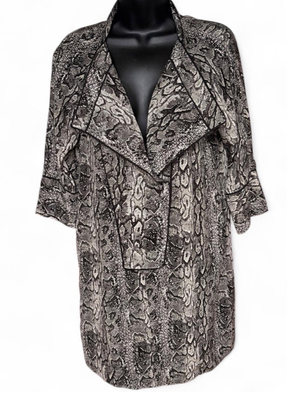 Snake-Print Dolman Sleeve Women’s Top - Gray